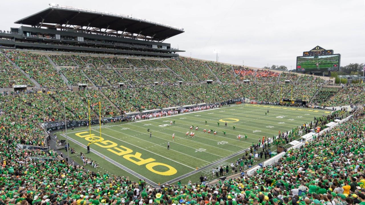 Autzen Stadium: One Of The Most Formidable Places To Play In CFB Stream ... Autzen Stadium: One Of The Most Formidable Places To Play In CFB Stream ...